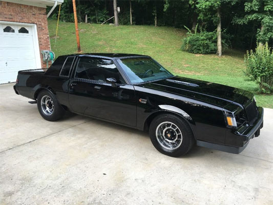 1987-Buick-Grand-National-1435445